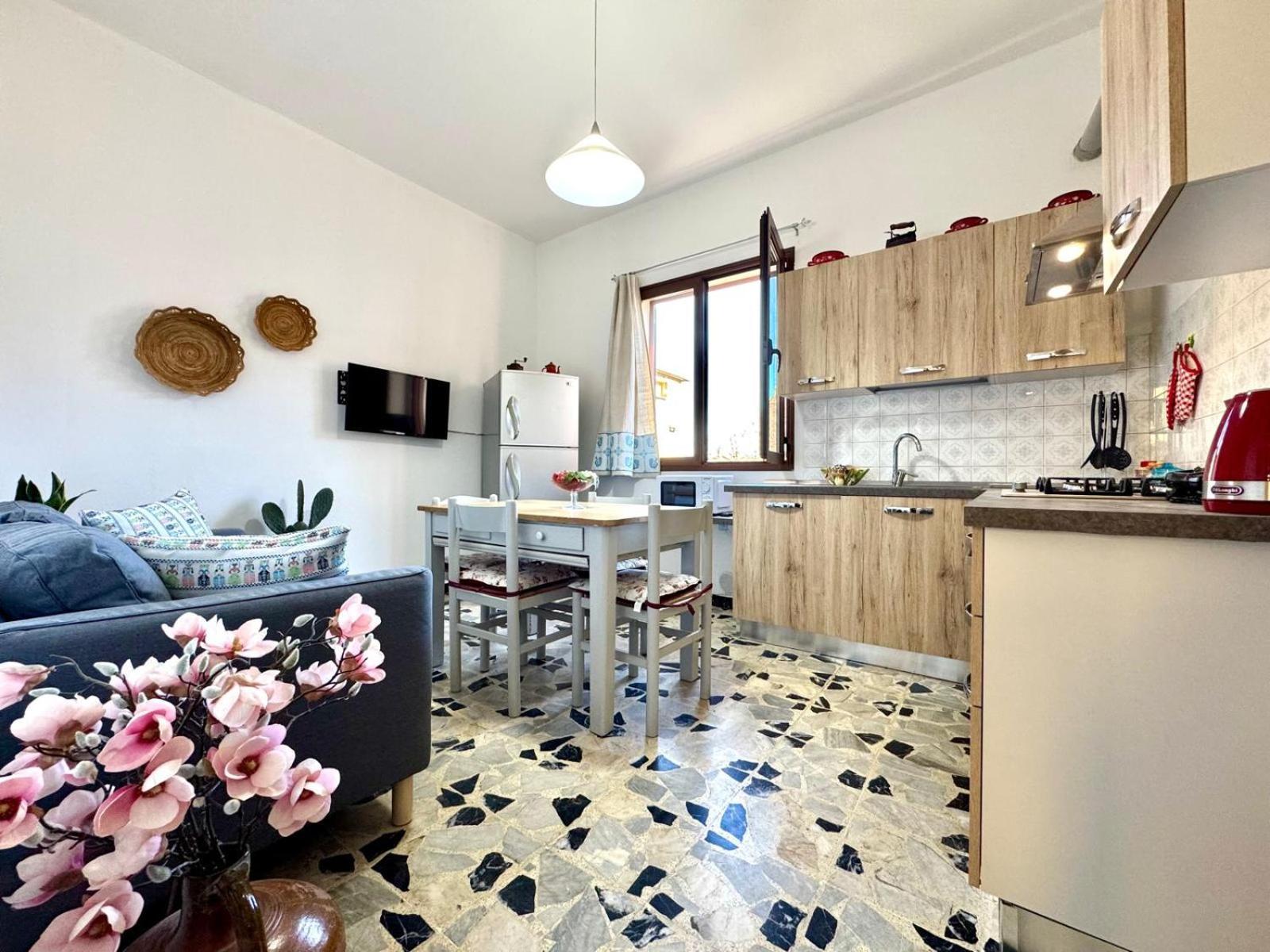 Orchid House Apartment Bari Sardo Exterior photo
